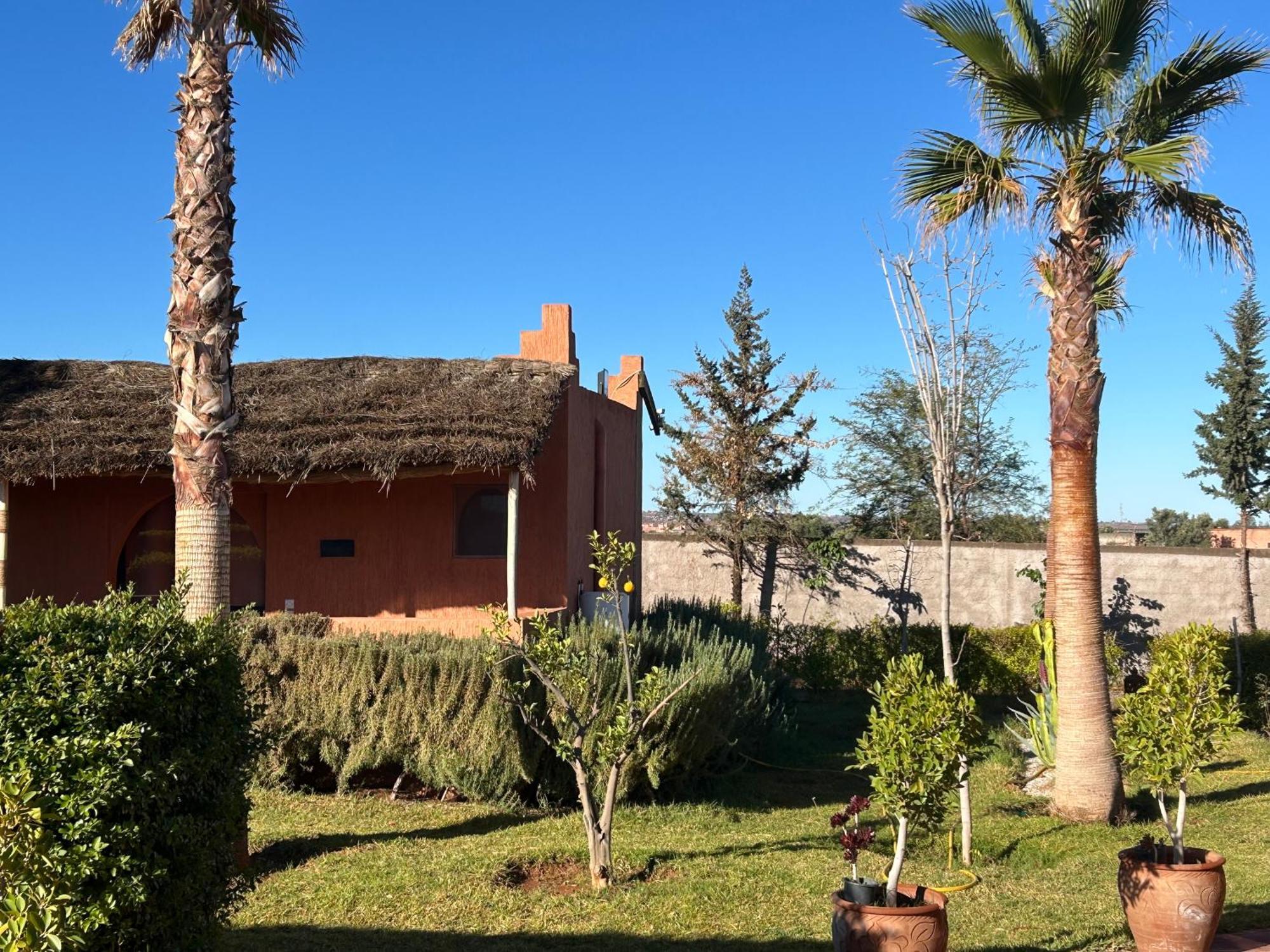 Les Orangers De L'Ourika Hotel Douar Akkara ภายนอก รูปภาพ