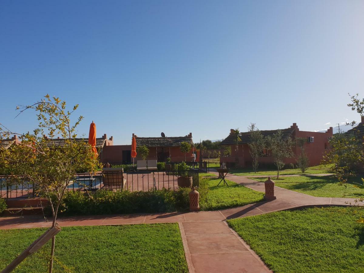 Les Orangers De L'Ourika Hotel Douar Akkara ภายนอก รูปภาพ