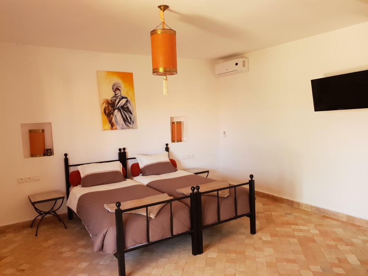 Les Orangers De L'Ourika Hotel Douar Akkara ภายนอก รูปภาพ