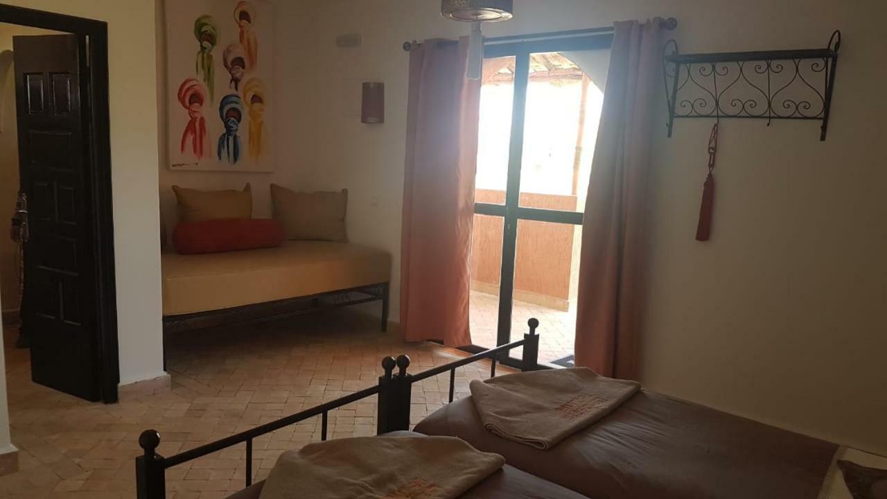 Les Orangers De L'Ourika Hotel Douar Akkara ภายนอก รูปภาพ