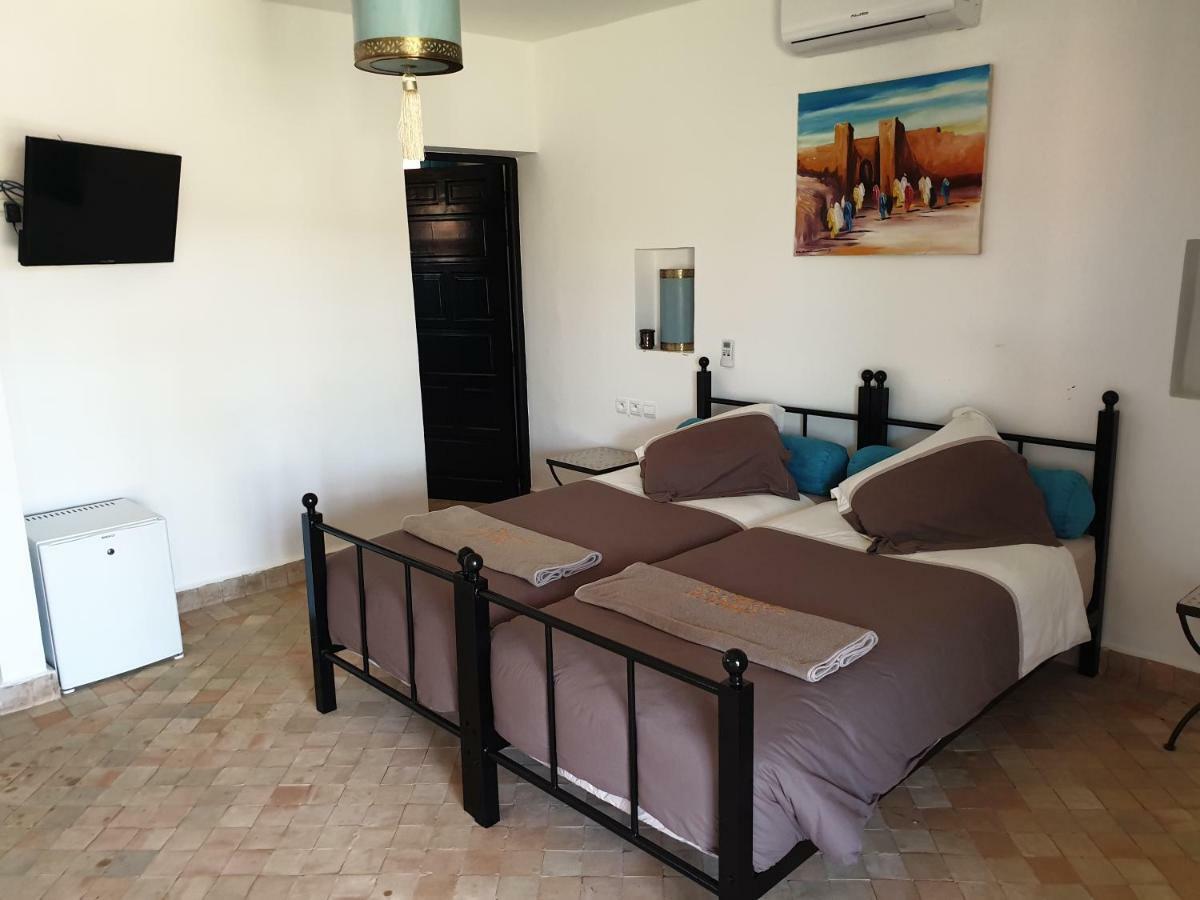 Les Orangers De L'Ourika Hotel Douar Akkara ภายนอก รูปภาพ