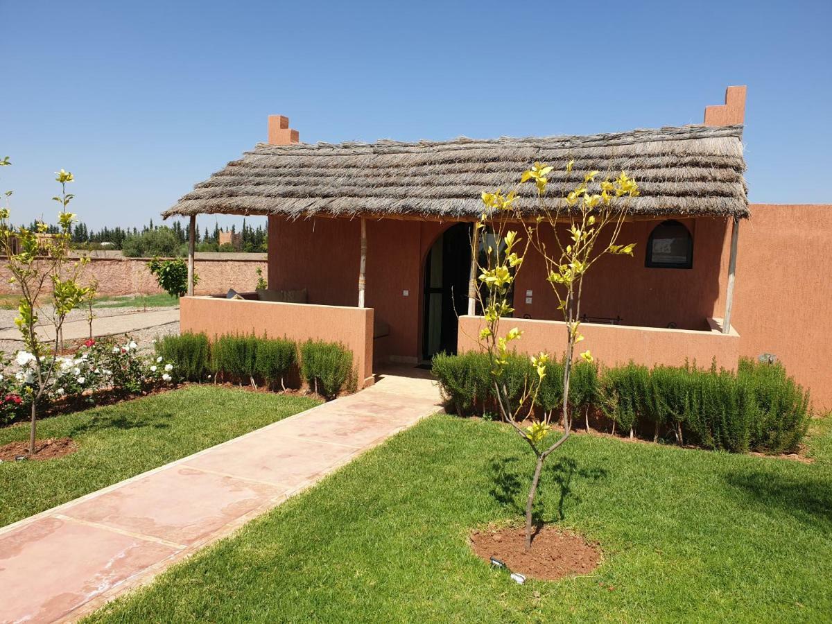 Les Orangers De L'Ourika Hotel Douar Akkara ภายนอก รูปภาพ